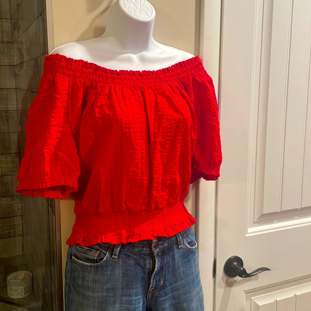 NWT Women’s Over the Shoulder Blouse